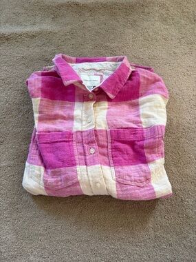 American Eagle Outfitters Pink & Cream Plaid Button-Down Shirt